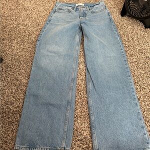 Abercrombie & Fitch The Slouchy Jean Mid Rise